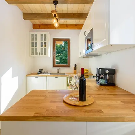 David - Luxurious Secluded With A Heated Pool Villa *